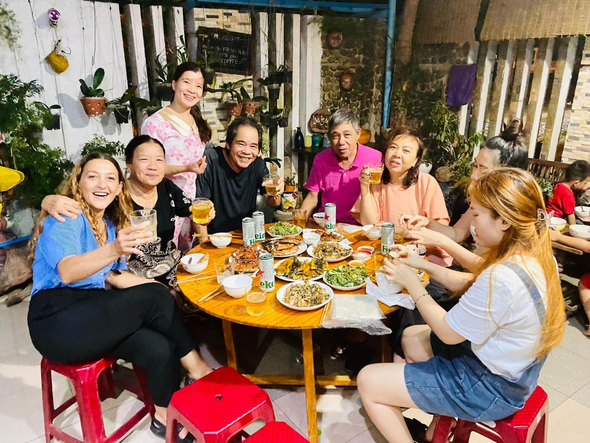 Golden Lantern Tam Thanh Homestay Tam Ky Exterior photo